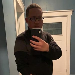 Meet your Posher, Christopher